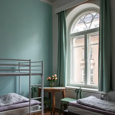 Hostel Diana Park