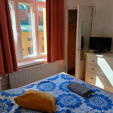 Diana Park Hostel