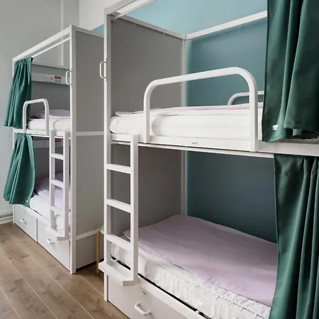 Hostel Diana Park