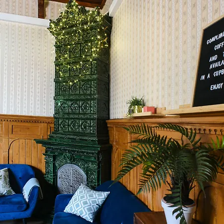 Diana Park Хостел